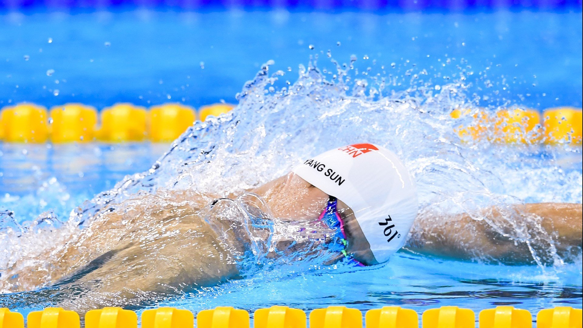 季中赛展望:版本节奏与赛区对抗力对比分析,季中赛和s赛